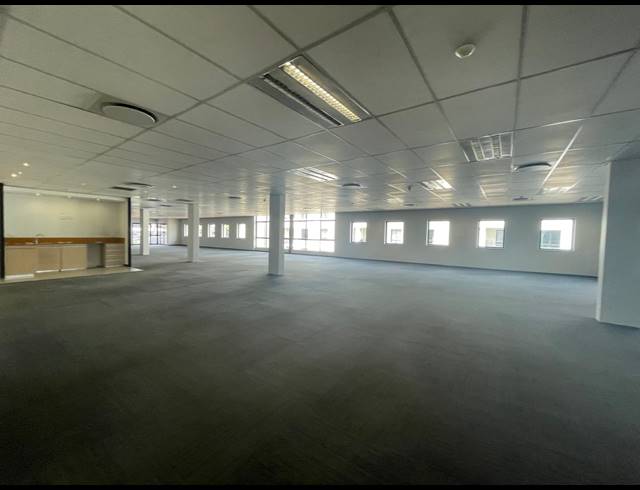 566M² OFFICE TO LET IN RIVONIA